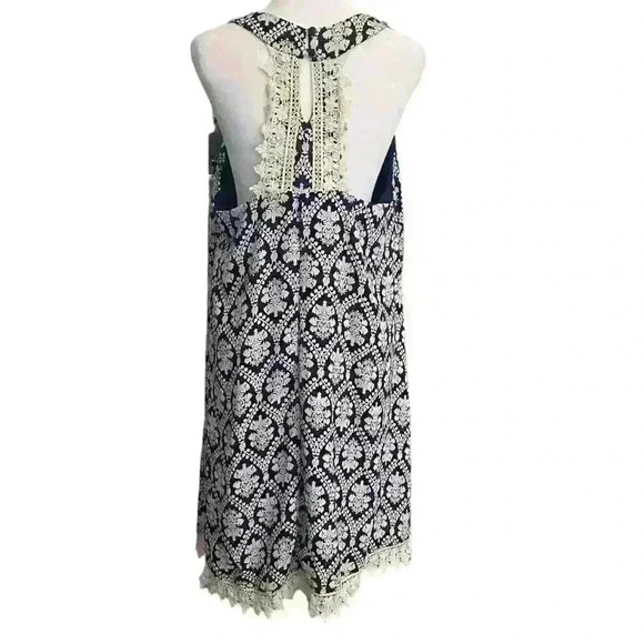 Buttons Women’s Racerback Sundress Size L Navy Cream Print Crocheted Hem Back - Picture 3 of 11